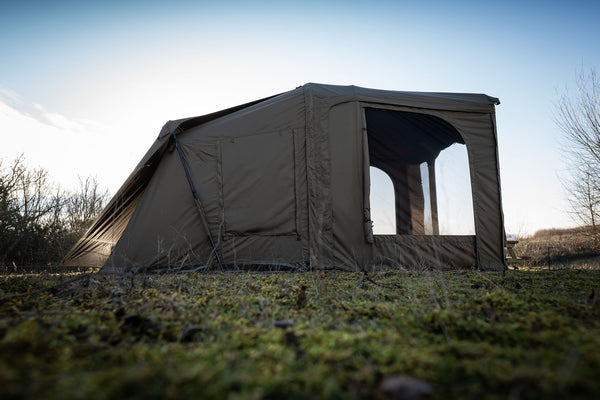 Escape XF2 Compact with Plus porch extension